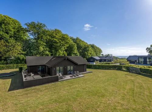 Holiday Home Annina - 250m from the sea by Interhome