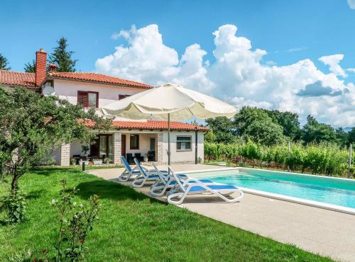 Holiday Home Anteo by Interhome