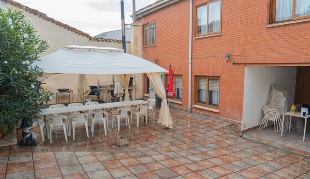 Holiday Home 'Arco De Villahoz' with Shared Terrace, Balcony and Wi-Fi