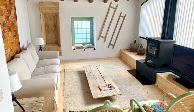 Holiday Home “Astarte House 6pax up” with Terrace; Street Parking Available