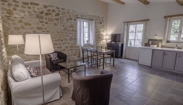 Holiday Home 'Atelier' with Shared Pool, Private Garden and Wi-Fi