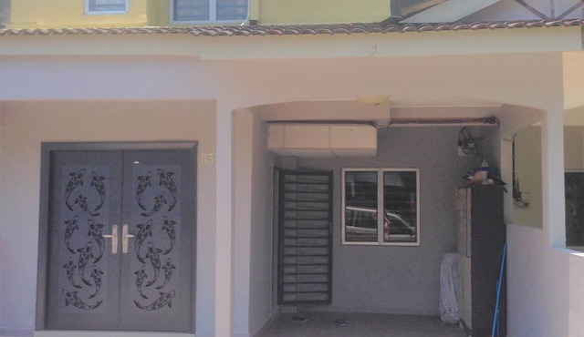 holiday home bagan lalang