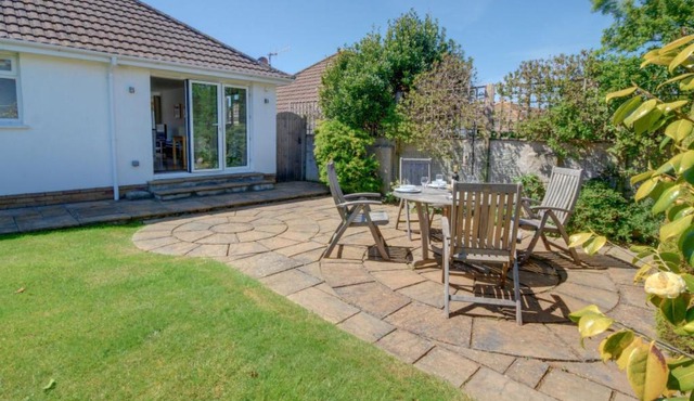 Holiday Home Bamboo by Interhome