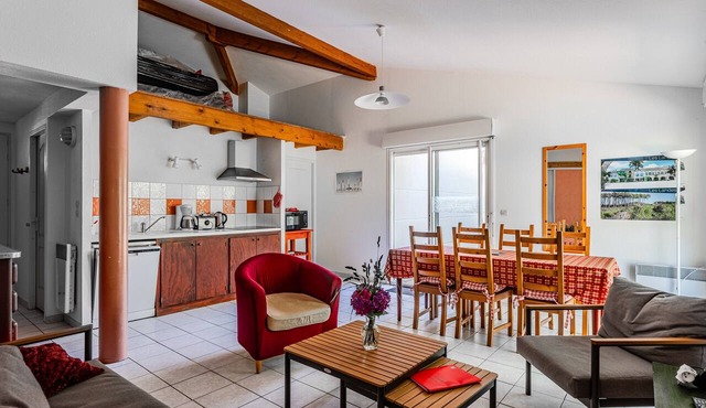 Holiday Home "Banco" for 6 in Sanguinet with Wi-Fi