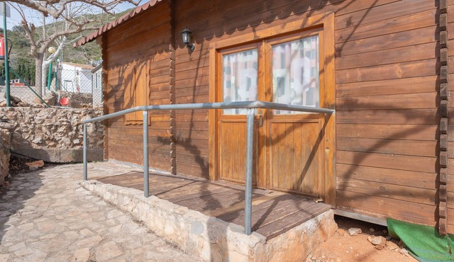 Holiday Home 'Barraca Adaptado A' with Mountain View, Wi-Fi and Air Conditioning