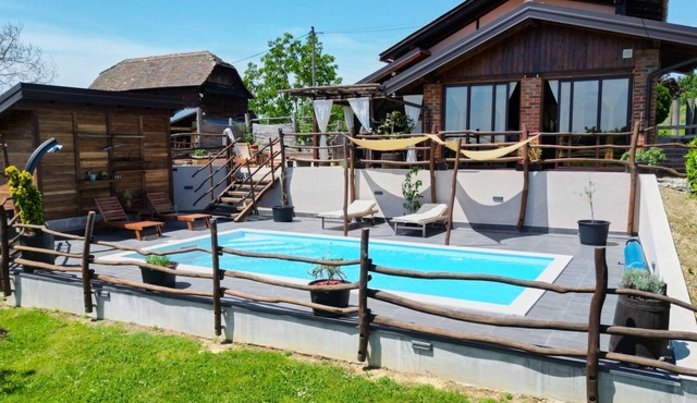 Holiday Home Blackrock Siscia by Villas Guide