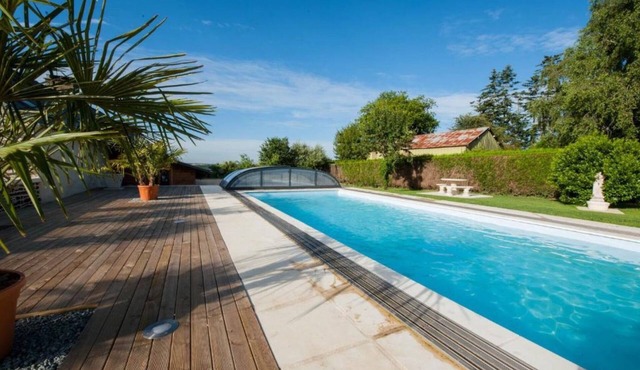 Holiday Home 'Bretagne Brocéliande' with Shared Pool, Private Terrace and Wi-Fi