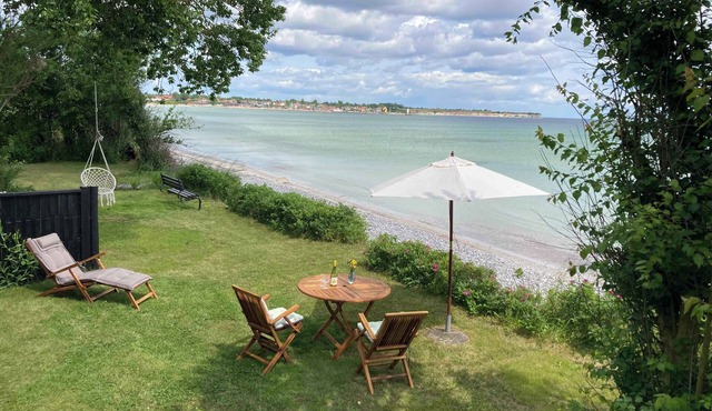 Holiday home by the water in Rødvig, Stevns