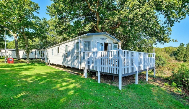 Holiday Home by UK Coast with Sea Views