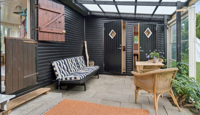 Holiday home by the sea with space to relax