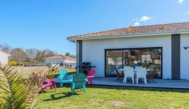 Holiday Home "Coco" – A Peaceful Haven Near Parentis Lake, Perfect for Families