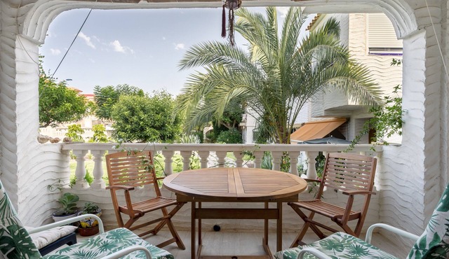 Holiday Home 'Casa en la playa con piscinas A' with Shared Pool, Garden and Air Conditioning