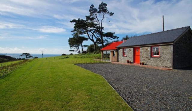 Holiday Home Cae Cwpwl by Interhome