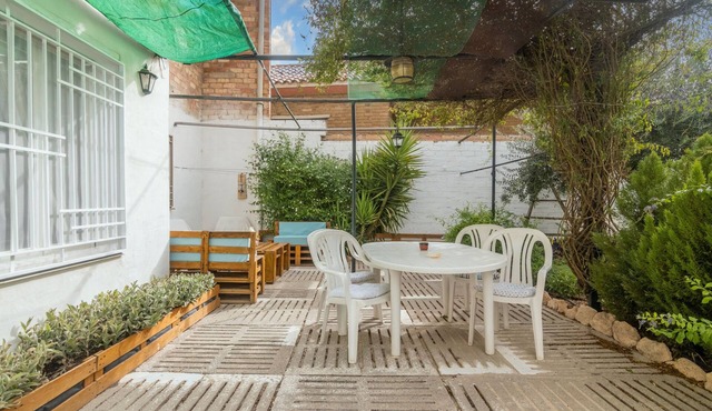 Holiday Home 'Cal Marcos' with Private Terrace, Private Garden and Wi-Fi