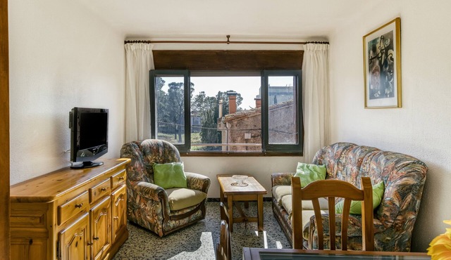 Holiday Home 'Can Picola' with Mountain View, Private Terrace and Wi-Fi