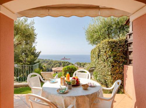 Holiday Home Cap Estérel - Le Hameau - Mini Villa 35 by Interhome