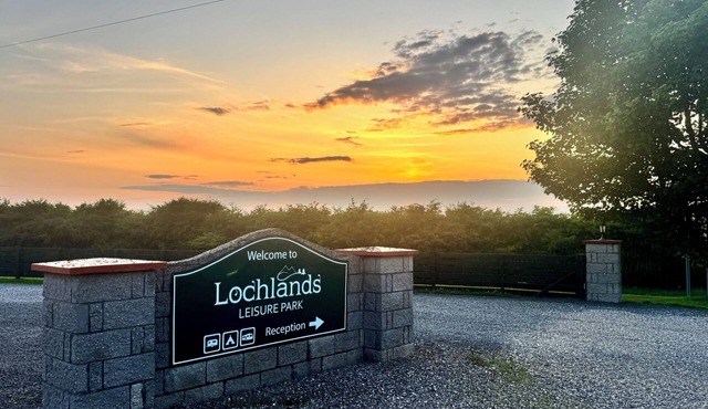 HOLIDAY HOME CARAVAN FORFAR SCOTLAND