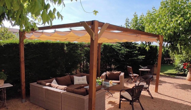 Holiday Home "Casa Rural Can Abres" with Pool, Garden & Wi-Fi