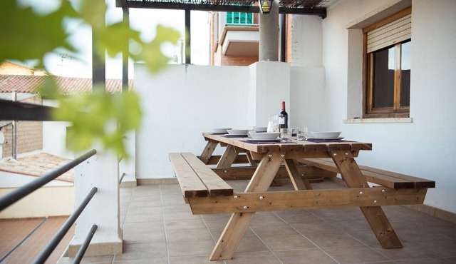 Holiday Home 'Casa Herrero' with Private Terrace, Balcony and Wi-Fi
