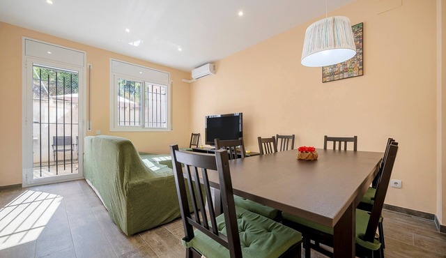 Holiday Home 'Casa Lluma' with Mountain View, Wi-Fi and Air Conditioning