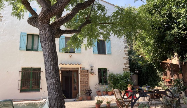 Holiday Home 'Casa Olivella' with Private Pool, Private Terrace and Wi-Fi