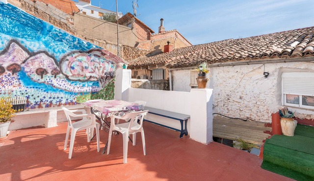 Holiday Home 'Casa Ratón Perez' with Private Terrace, Wi-Fi and Air Conditioning
