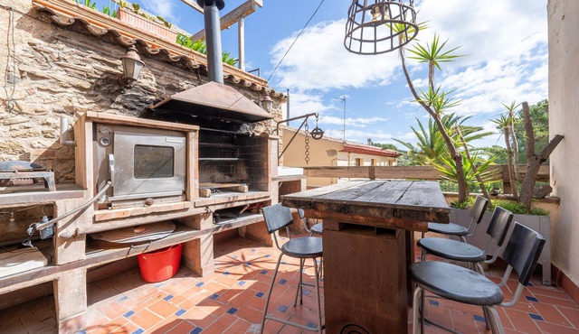 Holiday Home 'Casa Rústica Cal Mian' with Mountain View, Wi-Fi and Air Conditioning