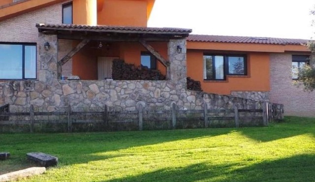 Holiday Home 'Casa Vargas' with Mountain View, Private Pool and Wi-Fi