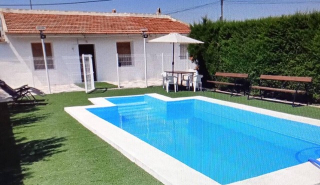 Holiday Home 'Casa Vacacional Gloria' with Mountain View, Wi-Fi and Air Conditioning