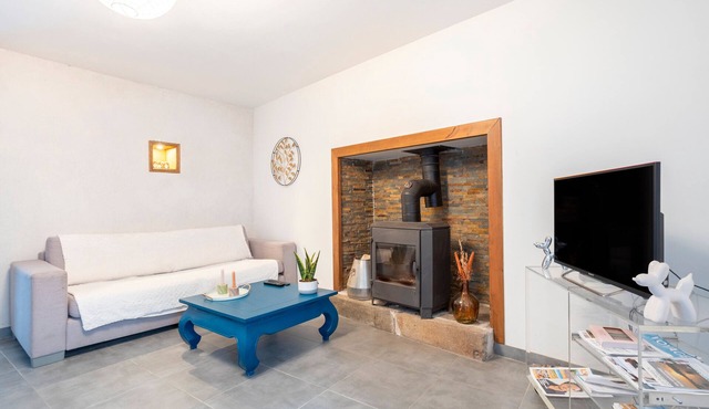 Holiday Home 'Ce Petit Penty' with Private Terrace and Wi-Fi