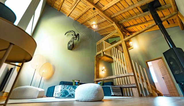 Holiday Home 'Chalet Terre De Sapins' with Mountain View, Private Terrace and Wi-Fi