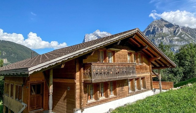 Holiday Home Chalet Simeli