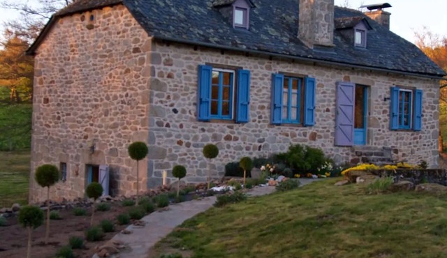 Holiday Home 'Charmant Moulin De Selves' with Private Garden