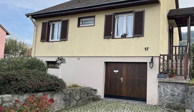 Holiday Home 'Chez Georges' with Mountain View, Private Terrace and Wi-Fi