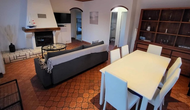 holiday home close to the sea and amenities, ideal for families