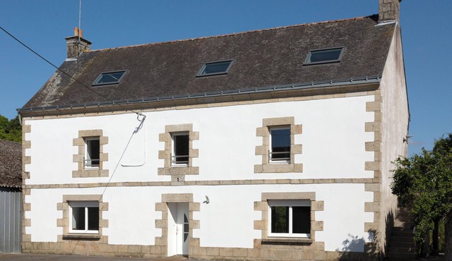 Holiday Home 'Corps de Ferme au Calme' with Garden