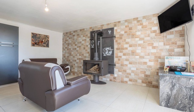 Holiday Home 'Corps de Ferme au Calme' with Garden