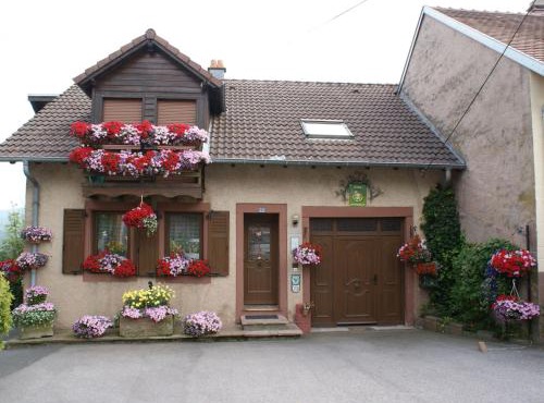 Holiday Home Das Gîte Fleuri mit einer herrlichen Aussicht by Interhome