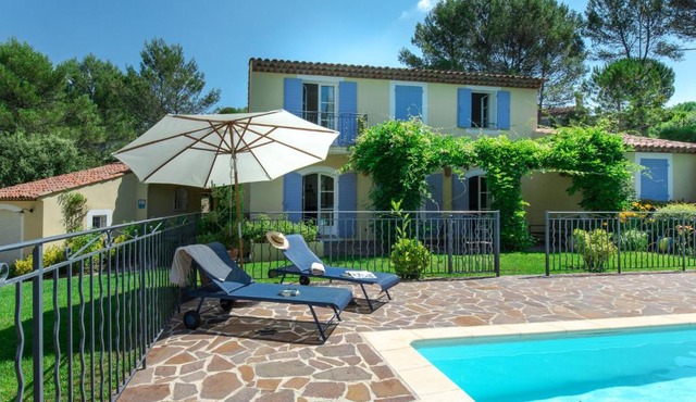 Holiday Home Domaine de St- Endréol - LMO176