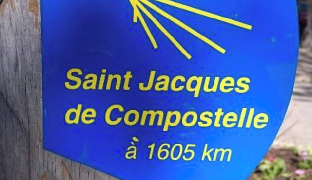 Holiday Home 'Dortoir Bulgarana - Bourg Argental' with Private Garden and Wi-Fi