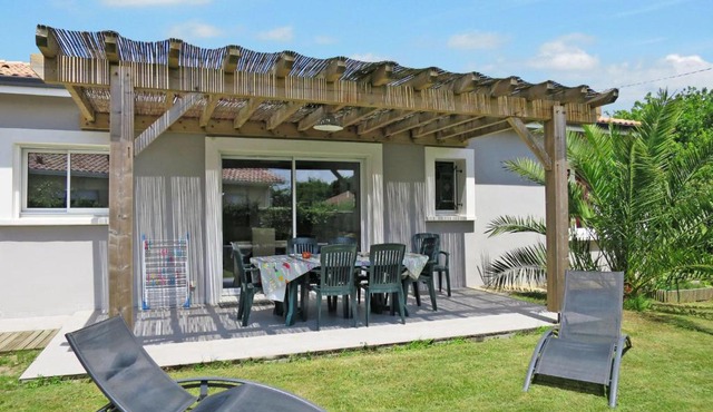 Holiday Home Dorgeles - SUL130 by Interhome