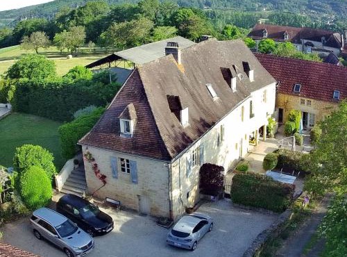 Holiday Home Ehemaliger Bauernhof Le Bonheur in Sainte-Mondane by Interhome