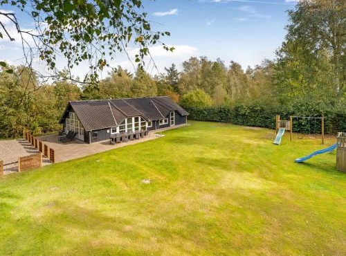 Holiday Home Eisa - 300m to the fjord by Interhome