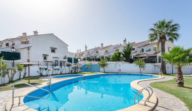 Holiday Home 'El Descanso del Faro' with Shared Pool & Wi-Fi