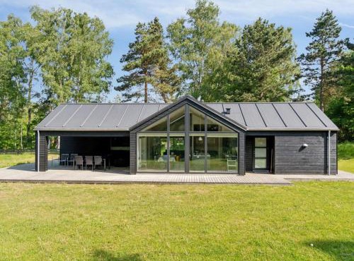 Holiday Home Ella - 1-2km to the fjord by Interhome