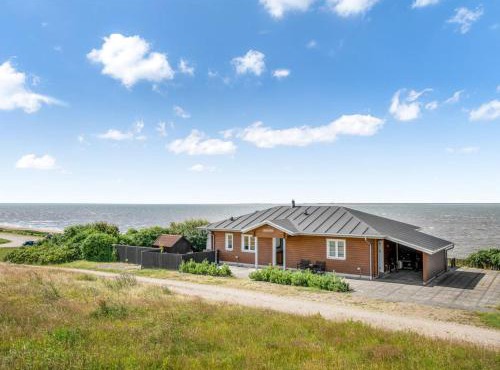 Holiday Home Evamaria - 10m from the sea by Interhome