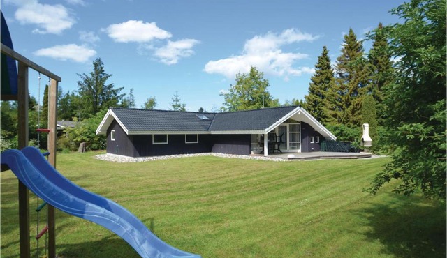 Holiday Home Falkevej Idestrup X