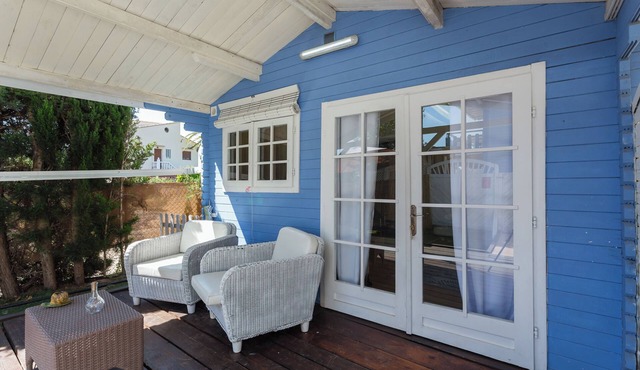 Holiday Home 'Fama' with Shared Pool, Private Terrace and Wi-Fi