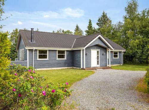 Holiday Home Felina - from the sea by Interhome