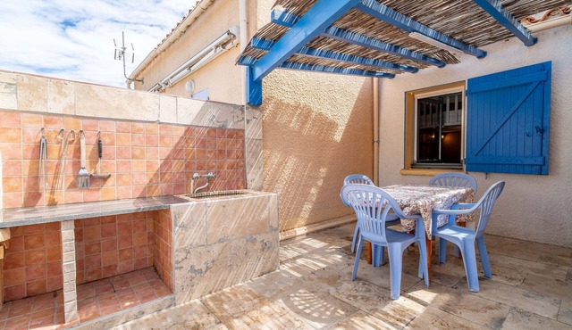 Holiday Home 'Fleurynes' with Private Terrace and Private Garden